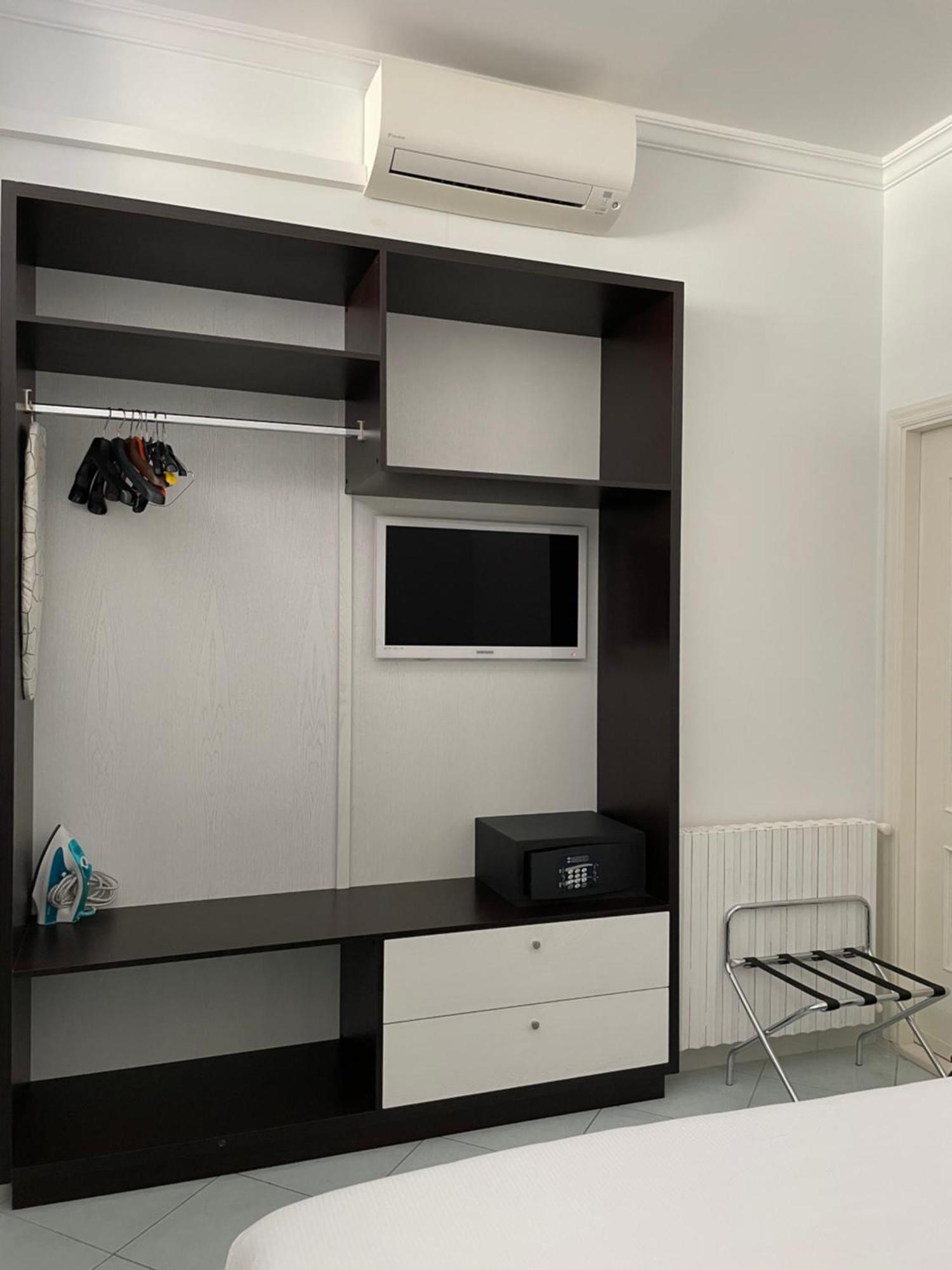 Sorrento Flats Aparthotel Phòng bức ảnh